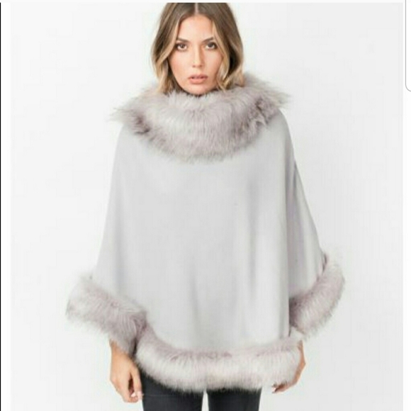 Poncho - Picture 1 of 3